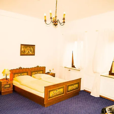 Guest house Schloss Hoefingen