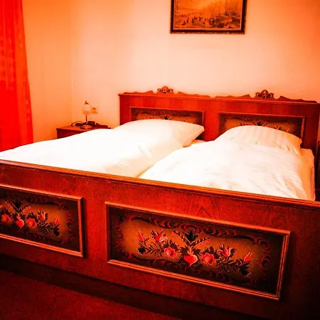 Penzion Schloss Hoefingen