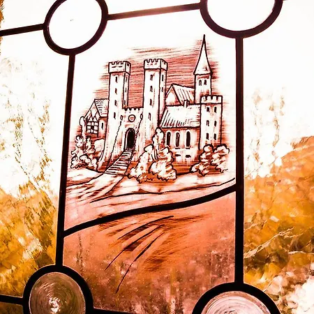 Guest house Schloss Hoefingen 4*