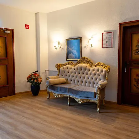 Schloss Hoefingen 4*