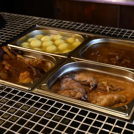 Penzion Schloss Hoefingen