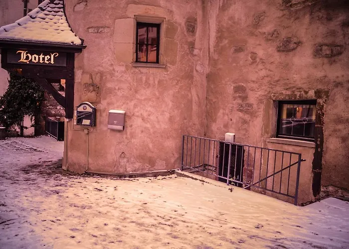 Гостевой дом Schloss Hoefingen Леонберг