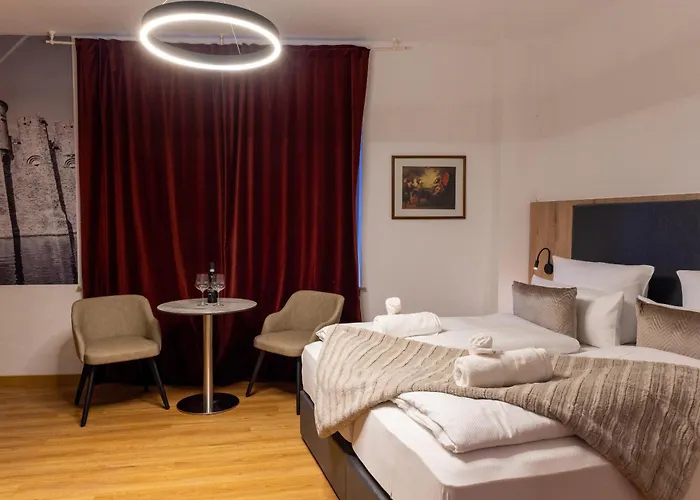 Schloss Hoefingen Гостевой дом 4*