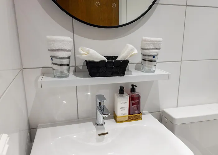 Schloss Hoefingen Гостевой дом 4*