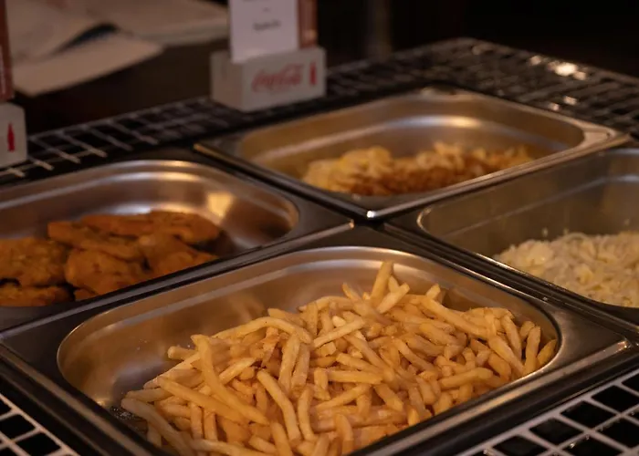 Schloss Hoefingen Гостевой дом